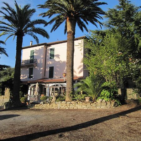 Hotel Ristorante Il Caminetto Diano Marina Luaran gambar