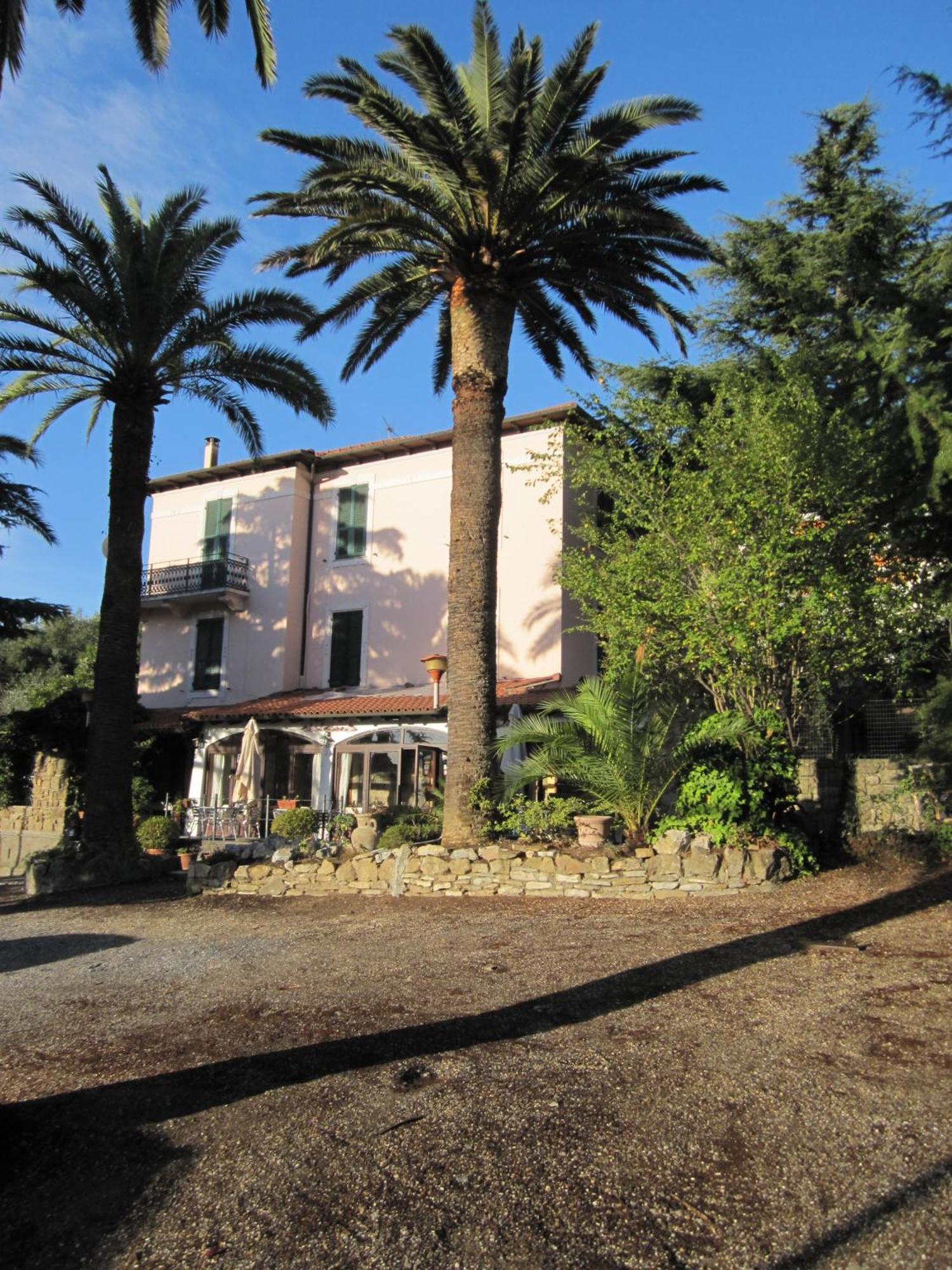 Hotel Ristorante Il Caminetto Diano Marina Luaran gambar