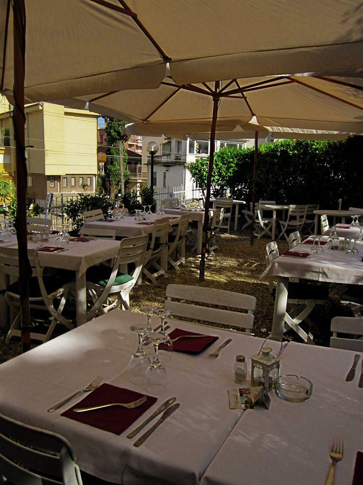 Hotel Ristorante Il Caminetto Diano Marina Luaran gambar